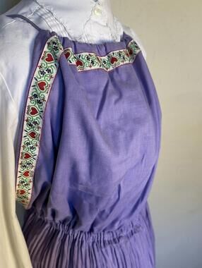 Vintage 70's cottage folk lilac floral pinafore halter midi/maxi dress sz 6/8